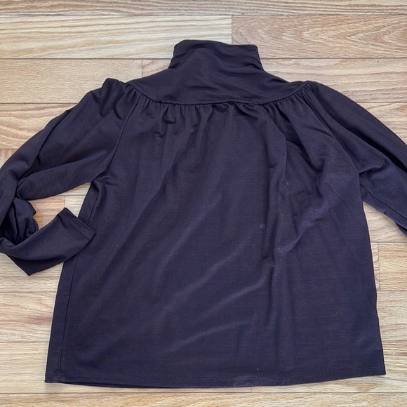 🛍Ann Taylor Top🛍 - Picture 5 of 6